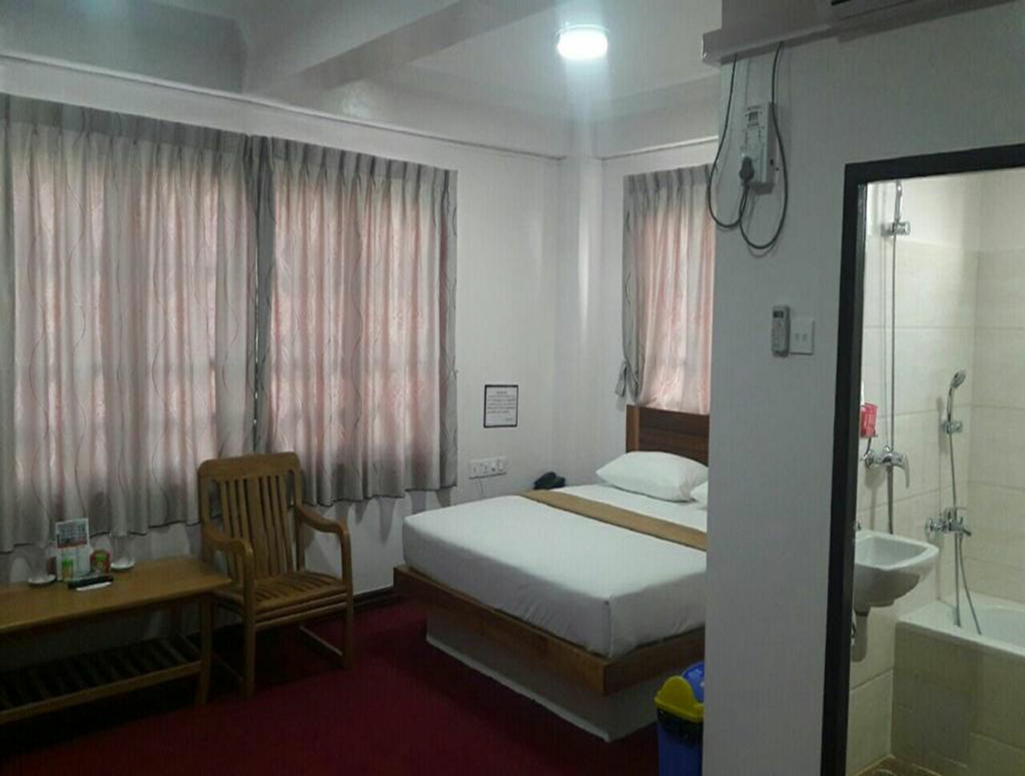 Venus Star Hotel Yangon Exterior foto